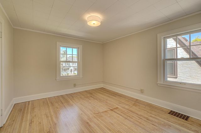400 Macalester Street, Saint Paul, MN 55105