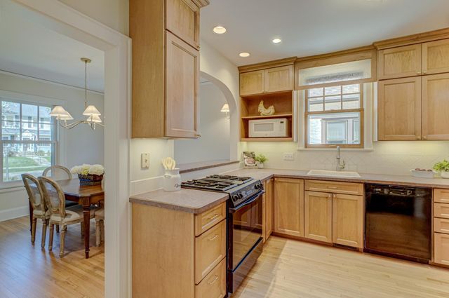 400 Macalester Street, Saint Paul, MN 55105