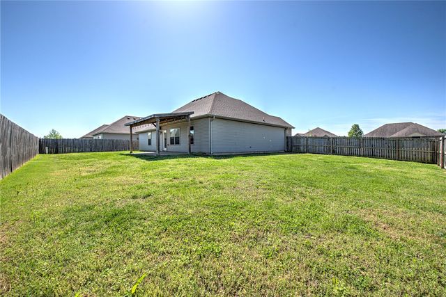 507 W Stoney Point Road, Rogers, AR 72758