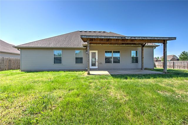 507 W Stoney Point Road, Rogers, AR 72758