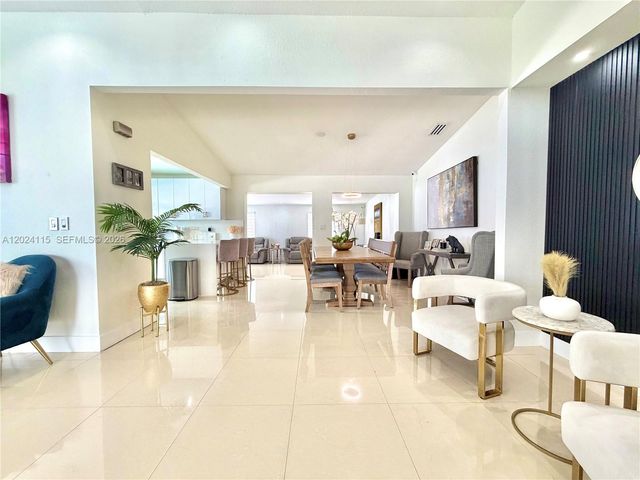 12701 NW 9th St, Miami, FL 33182