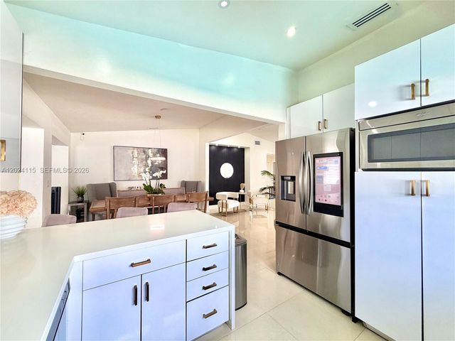 12701 NW 9th St, Miami, FL 33182