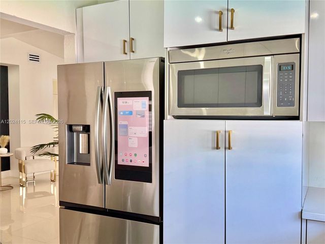 12701 NW 9th St, Miami, FL 33182