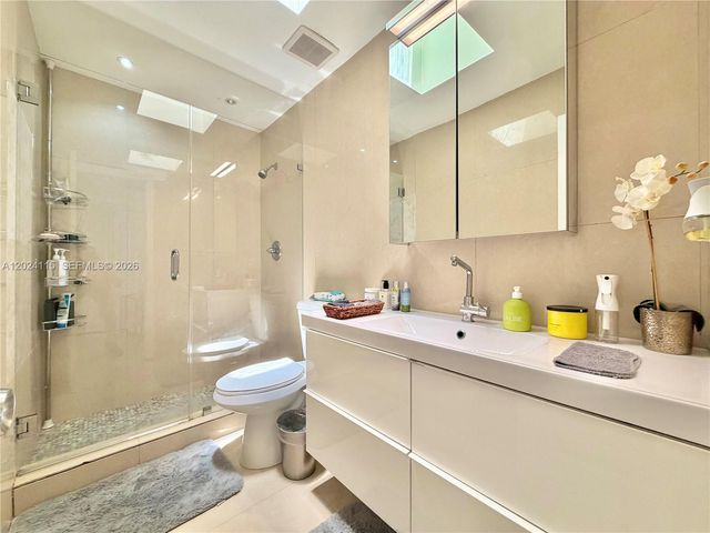 12701 NW 9th St, Miami, FL 33182