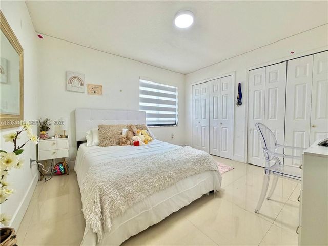 12701 NW 9th St, Miami, FL 33182