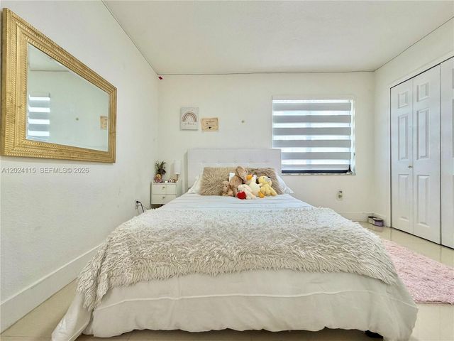 12701 NW 9th St, Miami, FL 33182