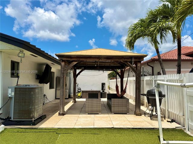 12701 NW 9th St, Miami, FL 33182