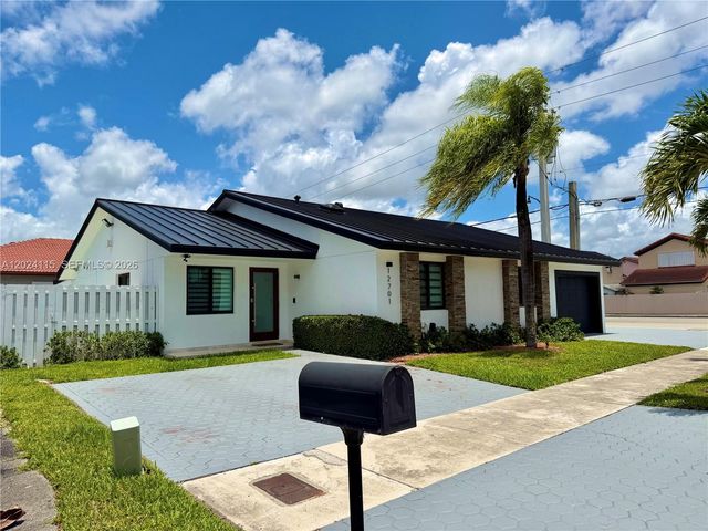 12701 NW 9th St, Miami, FL 33182