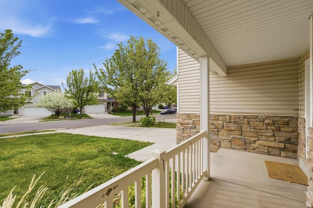 7915 N GERONIMO DR, Eagle Mountain, UT 84005