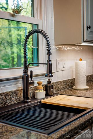 8215 Chandos Place, Huntersville, NC 28078