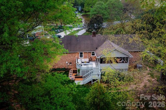 8215 Chandos Place, Huntersville, NC 28078