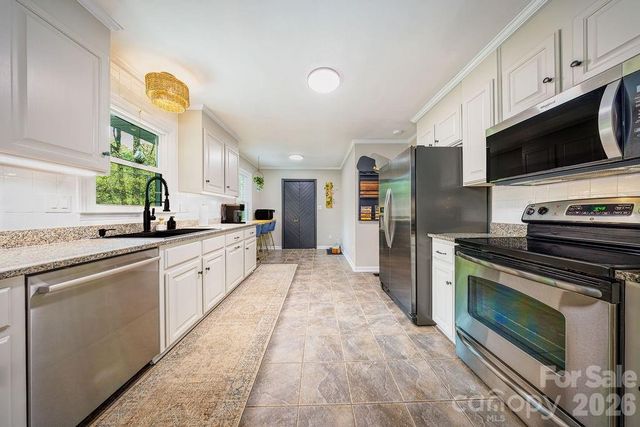 8215 Chandos Place, Huntersville, NC 28078