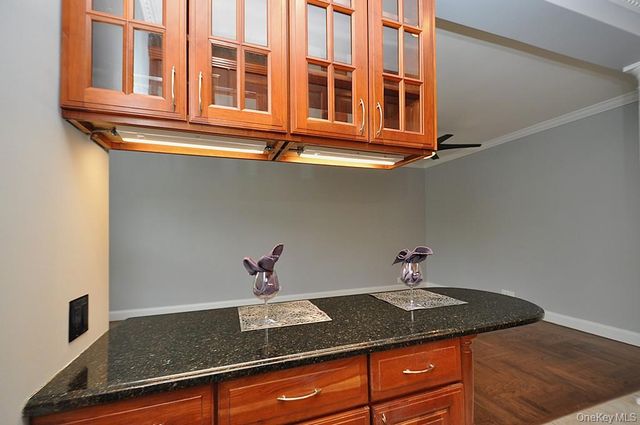 6 Midland Gardens 3D, Bronxville, NY 10708