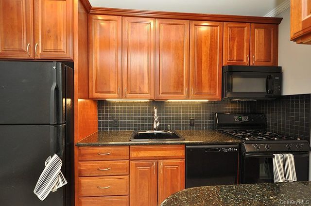 6 Midland Gardens 3D, Bronxville, NY 10708