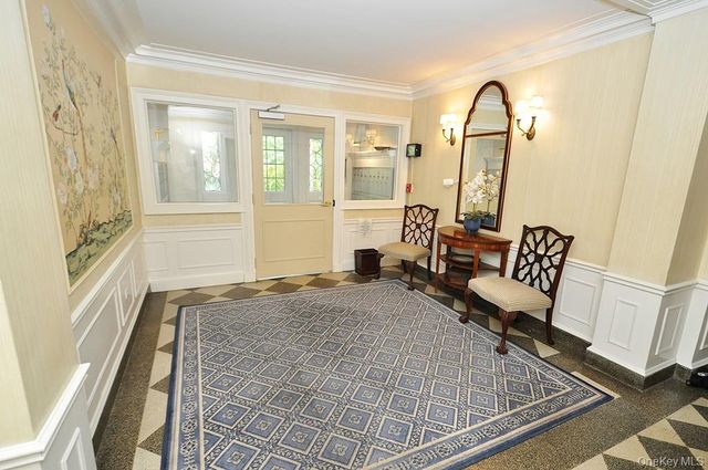 6 Midland Gardens 3D, Bronxville, NY 10708