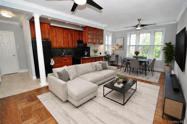 6 Midland Gardens 3D, Bronxville, NY 10708