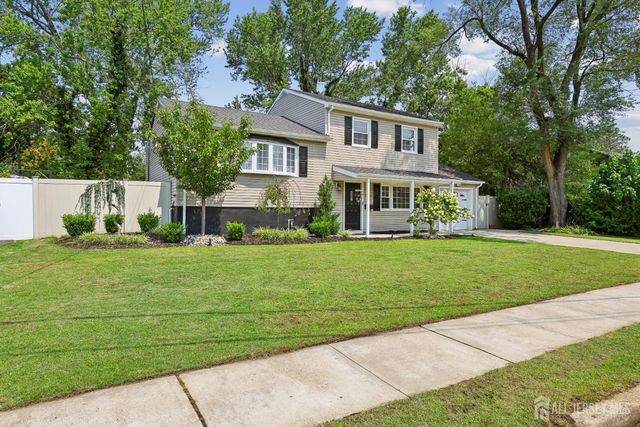 18 Carlton Avenue, Monroe, NJ 08331