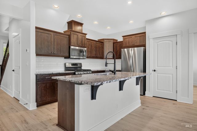 19135 N Glenisla, Boise, ID 83714