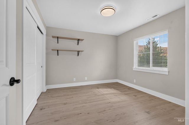 19135 N Glenisla, Boise, ID 83714