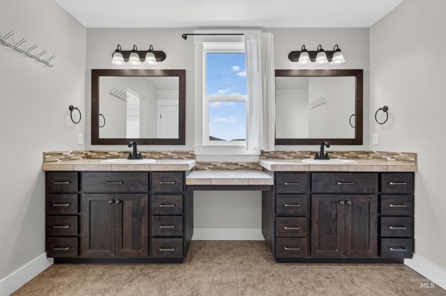 19135 N Glenisla, Boise, ID 83714