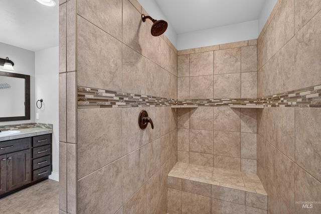 19135 N Glenisla, Boise, ID 83714