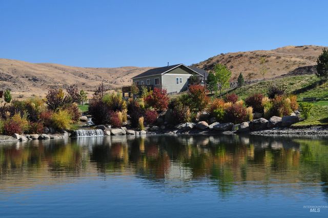 19135 N Glenisla, Boise, ID 83714