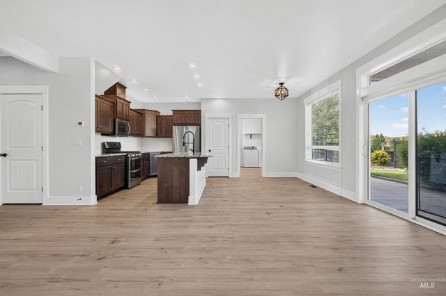 19135 N Glenisla, Boise, ID 83714