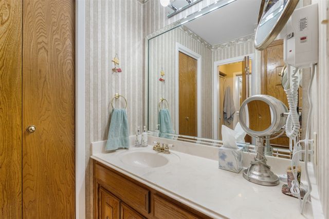 804 Holland Drive, Denison, TX 75020