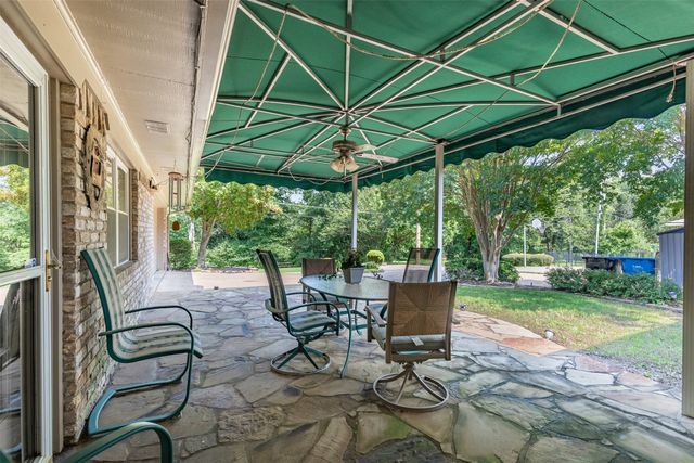 804 Holland Drive, Denison, TX 75020