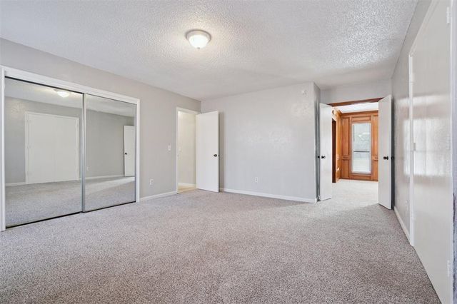 9125 NW 99th Place, Yukon, OK 73099