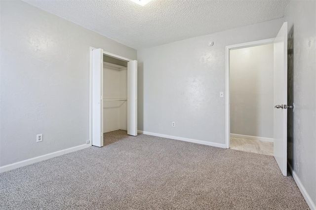 9125 NW 99th Place, Yukon, OK 73099