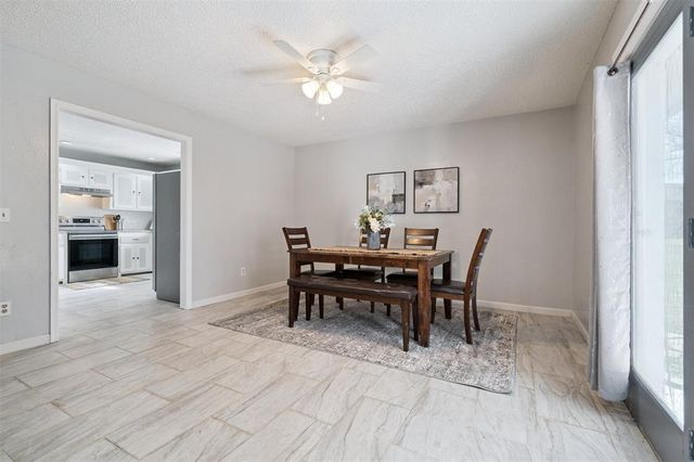 9125 NW 99th Place, Yukon, OK 73099