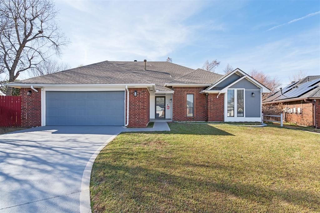 9125 NW 99th Place, Yukon, OK 73099