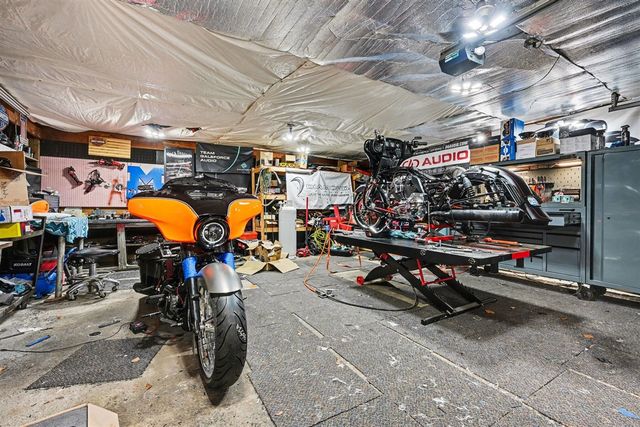 1103 Vassar Drive, Kalamazoo, MI 49001