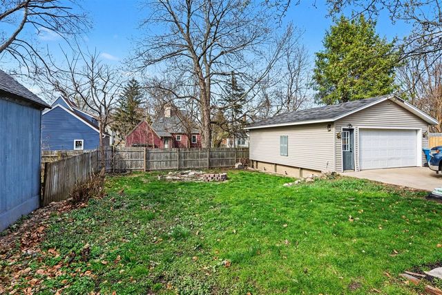 1103 Vassar Drive, Kalamazoo, MI 49001