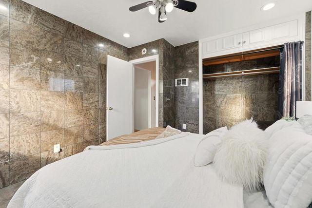 962 Hanover Street, San Diego, CA 92114