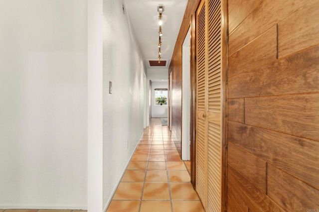 962 Hanover Street, San Diego, CA 92114