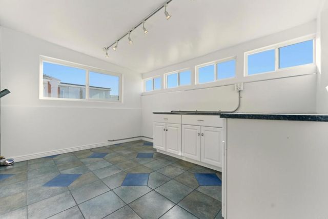 962 Hanover Street, San Diego, CA 92114