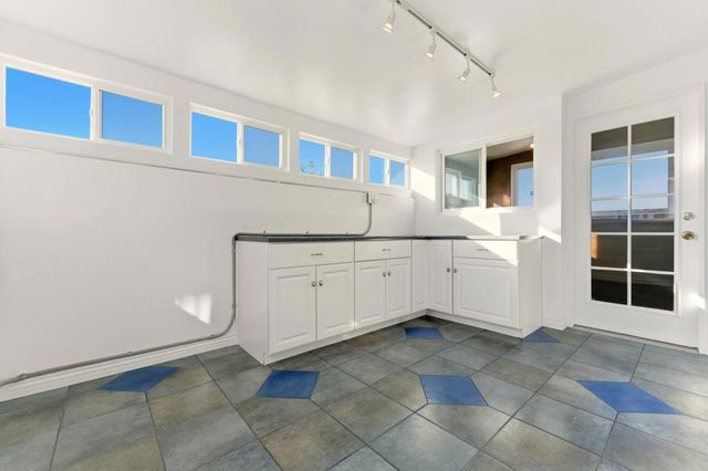 962 Hanover Street, San Diego, CA 92114