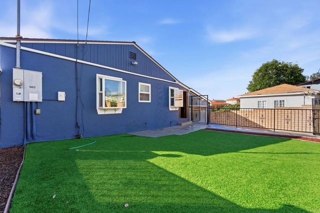 962 Hanover Street, San Diego, CA 92114