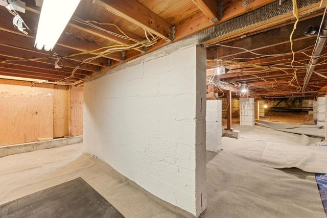 962 Hanover Street, San Diego, CA 92114