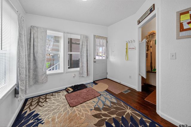 14560 Persimmon Creek Drive, Chandler, TX 75758