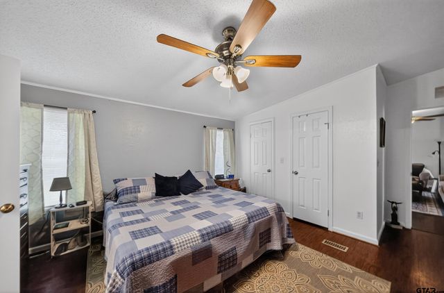 14560 Persimmon Creek Drive, Chandler, TX 75758