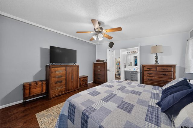 14560 Persimmon Creek Drive, Chandler, TX 75758