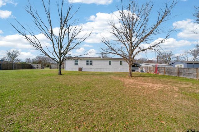 14560 Persimmon Creek Drive, Chandler, TX 75758