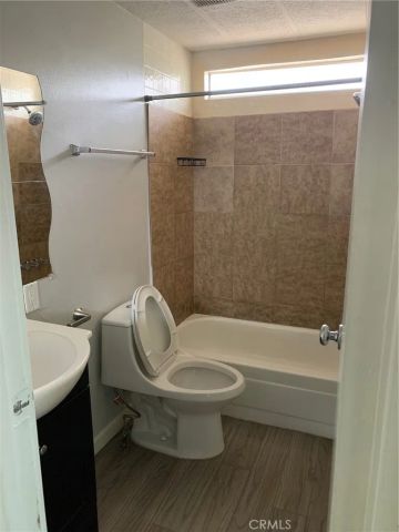 25806 Creag Avenue, Homeland, CA 92548
