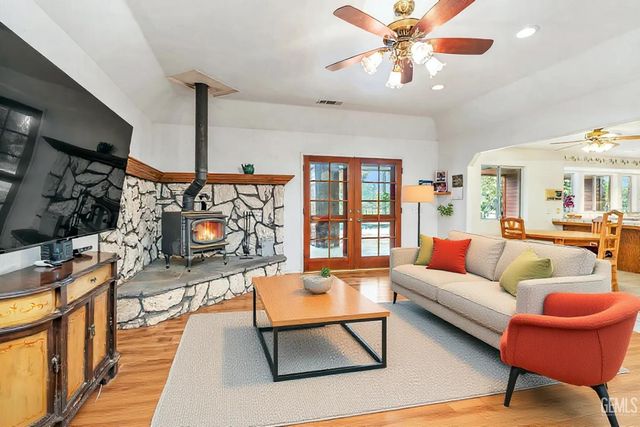 13830 Eberle Road, Bakersfield, CA 93313