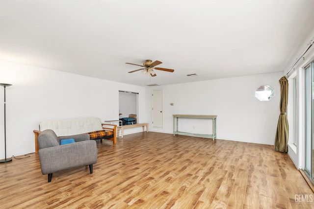 13830 Eberle Road, Bakersfield, CA 93313