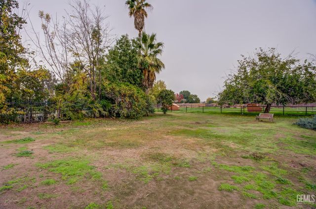 13830 Eberle Road, Bakersfield, CA 93313