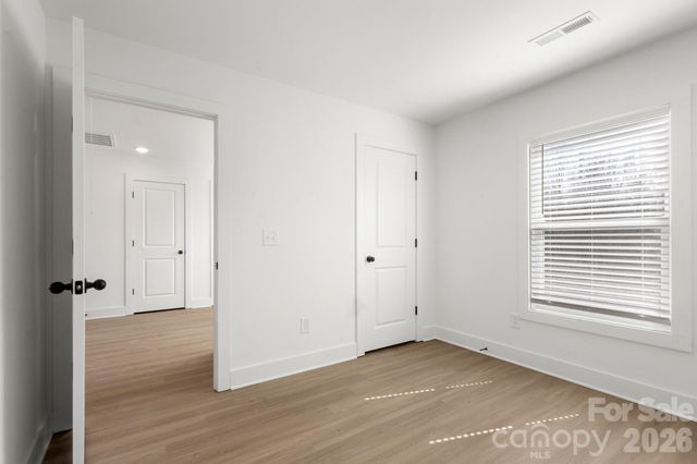 119 Indian Wells Court, Harmony, NC 28634